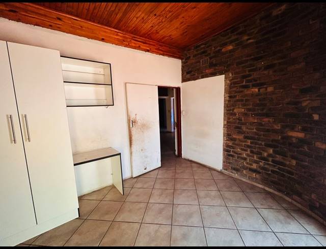 8 BEDROOM HOUSE FOR SALE IN VANDERBIJLPARK SE 7